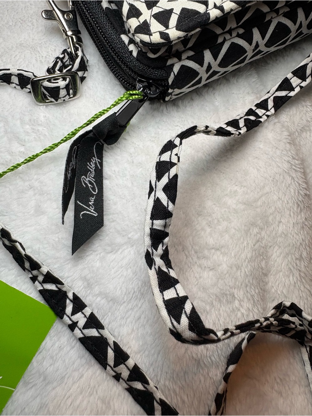 Vera Bradley Black & White Geometric Crossbody Phone Bag - Picture 7 of 8
